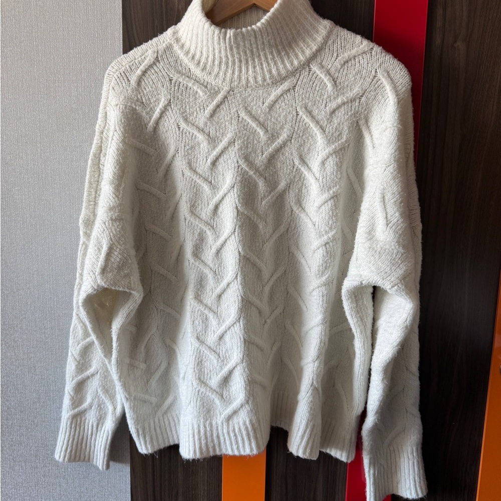 Wonderly Cream Cable Knit Turtleneck Sweater